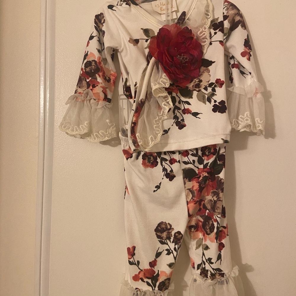 Cute two piece set for baby girl